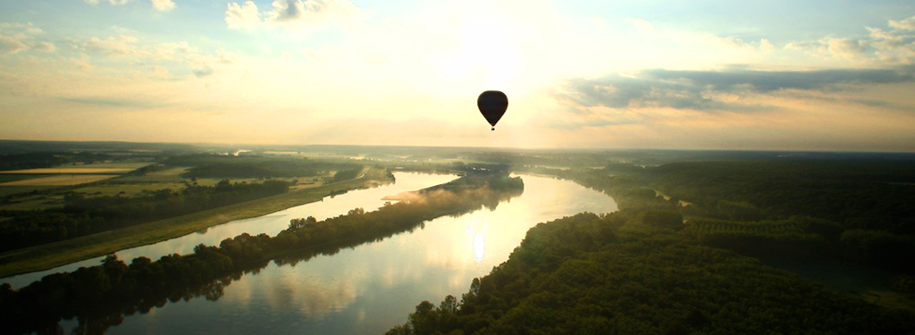montgolfière au dessus de la Loire